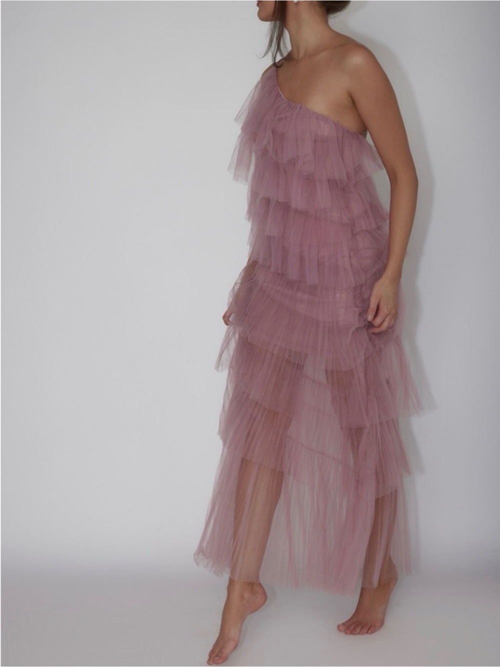 Selfie Leslie One-Shoulder Tiered Tulle Dress in Mauve